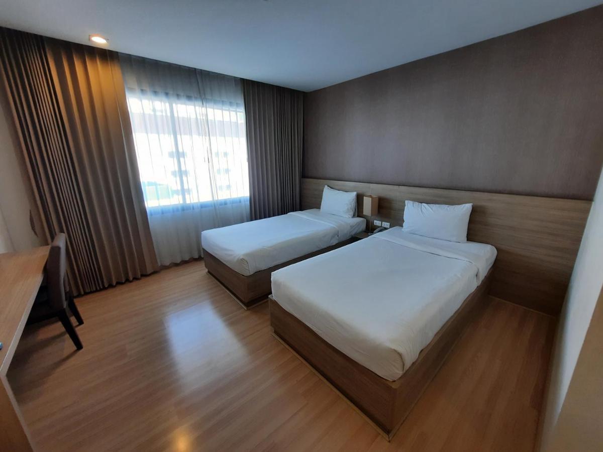 Leosor Hotel Nakhon Ratchasima Extérieur photo
