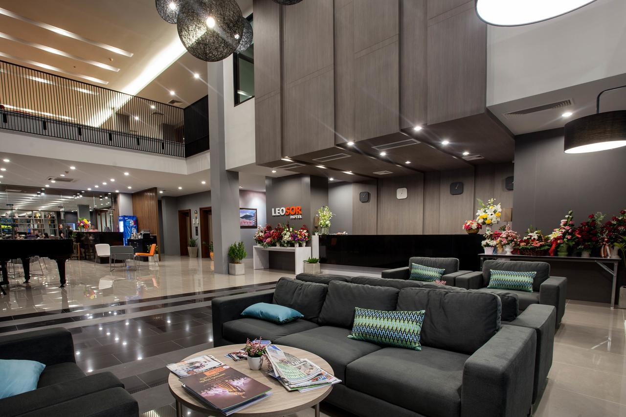 Leosor Hotel Nakhon Ratchasima Extérieur photo