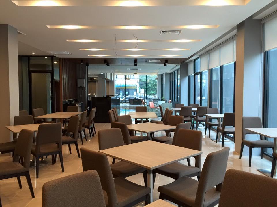 Leosor Hotel Nakhon Ratchasima Extérieur photo